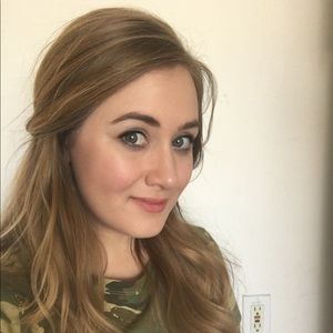 Meet your Posher, Sara